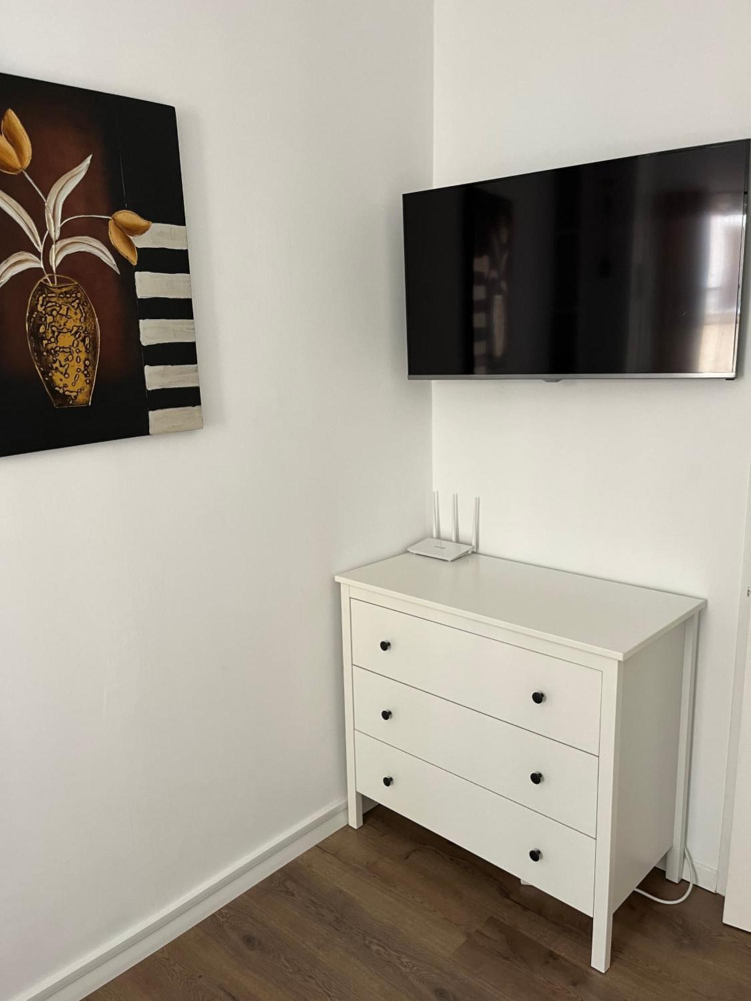 Apartment In Residential Complex With Pool Klorakas Екстериор снимка